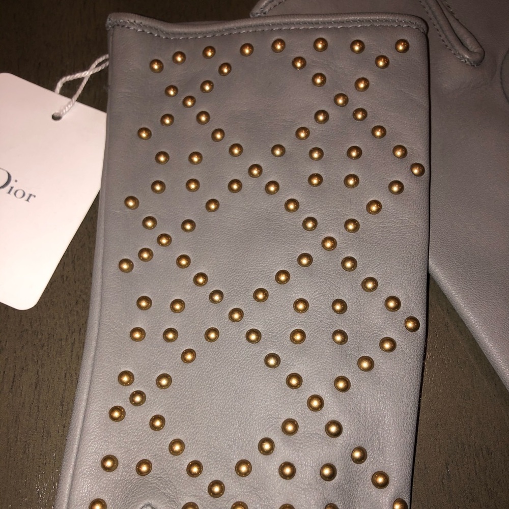 Dior Gold Studded Gloves - Picture 4 of 10